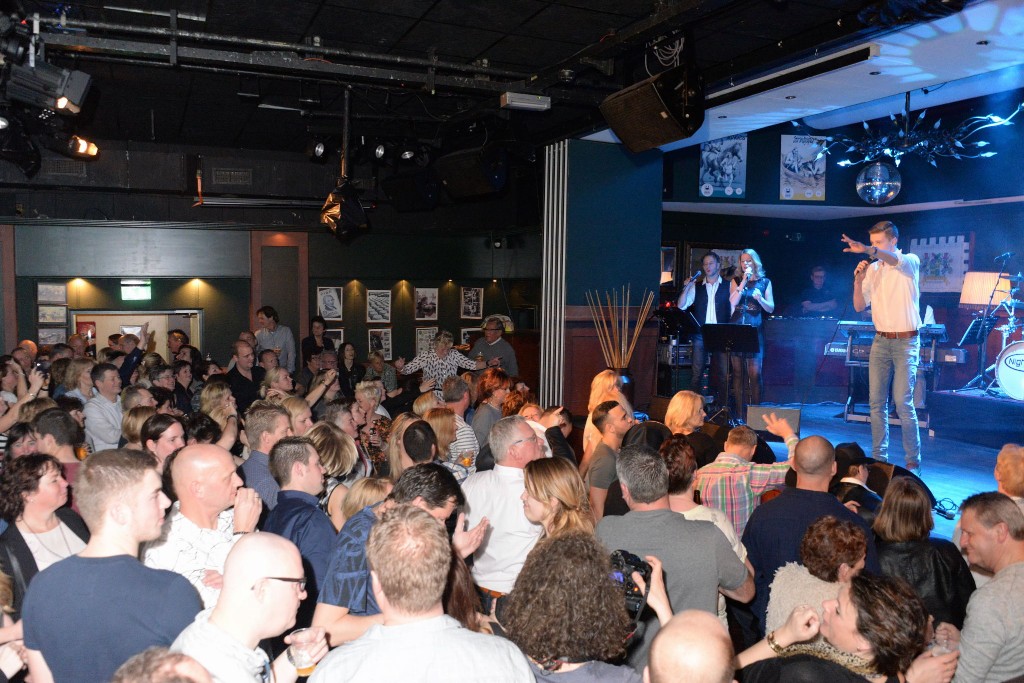 ../Images/Heel Noordwijkerhout zingt Hazes 442.jpg